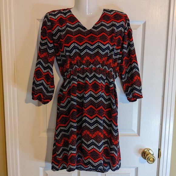BeBop Geometric Design Dress with Sexy Back Cut-Out & 3/4 Sleeves size L - Picture 10 of 16